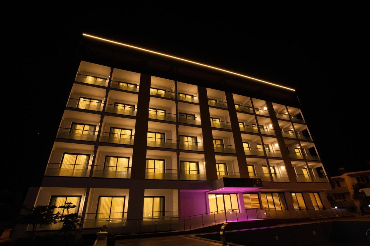 Polaris Otel & Beach Club Mersin  Exterior photo