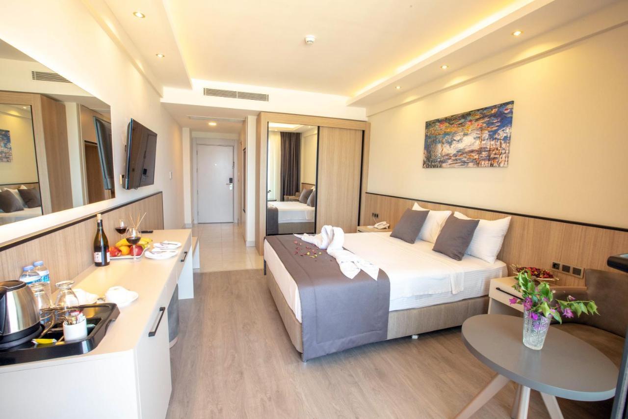 Polaris Otel & Beach Club Mersin  Exterior photo